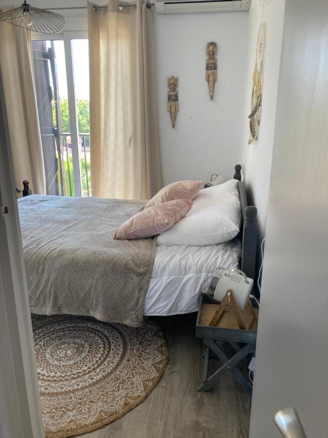 Charmante Maison Coeur De Ville 650M Plage Empuriabrava Kültér fotó