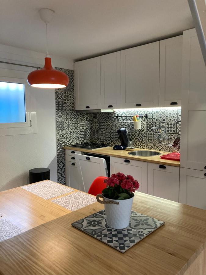 Charmante Maison Coeur De Ville 650M Plage Empuriabrava Kültér fotó